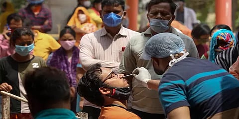 தமிழகத்தில் கொரோனா தினசரி பாதிப்பு 31,892 - ஒரே நாளில் 288 பேர் உயிரிழப்பு