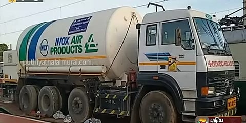 ஒடிசாவிலிருந்து ரயில் மூலம் தமிழகம் வந்தது 27.6 டன் ஆக்சிஜன் நிரம்பிய லாரிகள்