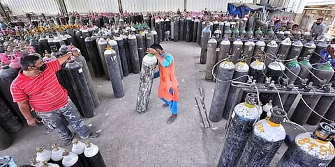 ஸ்டெர்லைட்டில் பாதிக்கப்பட்ட ஆக்சிஜன் உற்பத்தி: கோளாறை சரி செய்ய இஸ்ரோ நிபுணர்கள் வருகை