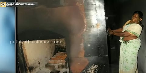 "உடல்களை வைக்கும் தண்டவாளம் சூடேறி உருகிவிட்டது!" - மின் மயான ஊழியர் கண்ணகி