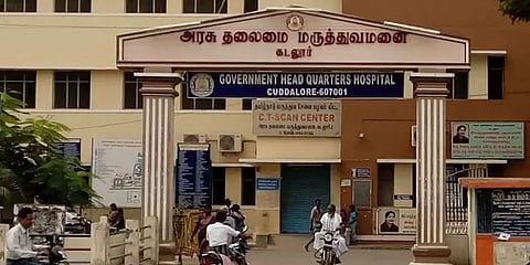 கடலூர்: வேறு நபருக்காக நோயாளியின் ஆக்சிஜன் குழாய் அகற்றப்பட்டதால் உயிரிழப்பு?