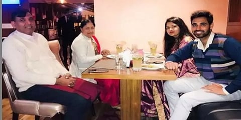 கிரிகெட் வீரர் புவனேஷ்வர் குமார் தந்தை புற்றுநோயால் உயிரிழப்பு