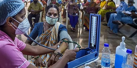 விரைவு செய்திகள்: 12 மாவட்டங்களில் மழை வாய்ப்பு | சித்தா, ஆயுர்வேத கொரோனா சிகிச்சை மையம்