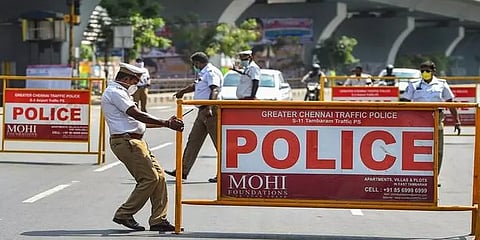 தமிழகத்தில் முழு ஊரடங்கை 2 வார காலம் நீட்டிக்க மருத்துவக் குழு பரிந்துரை