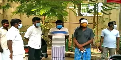 கடலூர்: திமுக, அதிமுகவினரிடையே கடும் மோதல்- உருட்டுக்கட்டைகளால் தாக்கிக்கொண்டதால் பரபரப்பு