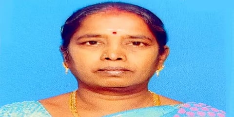 சக நோயாளிக்கு ஆக்சிஜன் படுக்கையை விட்டுக் கொடுத்து பரிதாபமாக உயிரிழந்த செவிலியர்