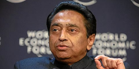 கொரோனா குறித்து சர்ச்சை கருத்தால் எஃப்.ஐ.ஆர் - தகிக்கும் மத்தியப் பிரதேச அரசியல்!