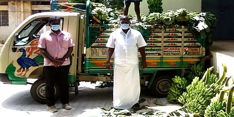 கொரோனா கால மகத்துவர்: நோயாளிகளுக்கு 2.5 டன் வாழைப்பழங்களை வழங்கிய விவசாயி