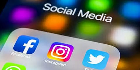 இன்றுடன் முடியும் காலக்கெடு: புதிய விதிகளை ஏற்க ஃபேஸ்புக் முடிவு