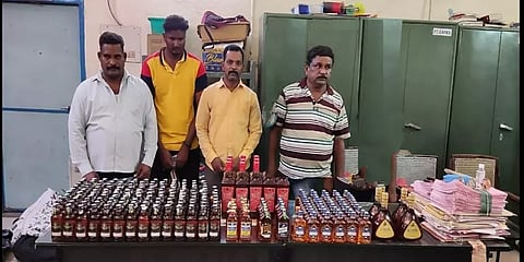 காரில் மதுபானங்களை கடத்தி வந்த காவலர், நிருபர் உட்பட 5 பேர் கைது