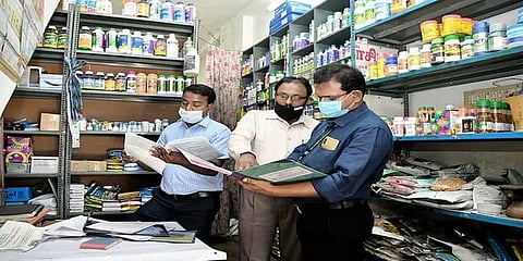 முழு ஊரடங்கு காலத்திலும் திறக்கப்பட்ட பூச்சி மருந்து கடைகள்: விவசாயிகள் மகிழ்ச்சி