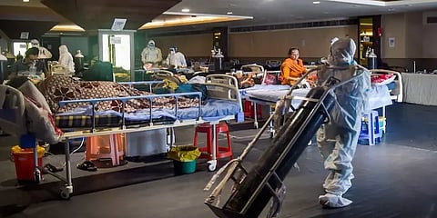 ஆக்சிஜன் பற்றாக்குறையால் இறந்த கொரோனா நோயாளிகள் குடும்பத்திற்கு ரூ.5 லட்சம்: டெல்லி அரசு