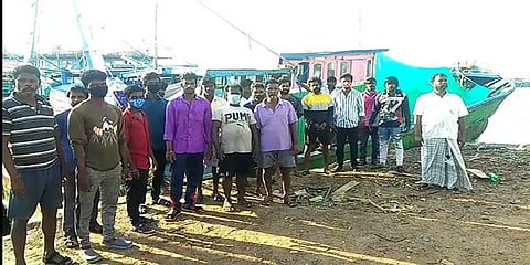 நாகை: டவ்தே புயலில் சிக்கி மாயமான 32 பேரில் 23 பேர் கரை திரும்பினர்; 9 பேரை காணவில்லை