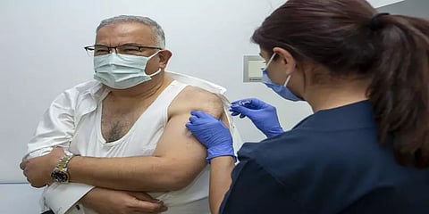 ஃபைசர் தடுப்பூசியை எப்போது அனுப்புவீங்க? அனுப்பிய மெயிலும் கிடைத்த பதிலும்