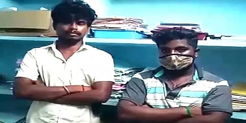 முட்டைகோஸ் மூட்டைகளுக்கிடையே கடத்தப்பட்ட 3,840 மது பாட்டில்கள் பறிமுதல்; இருவர் கைது