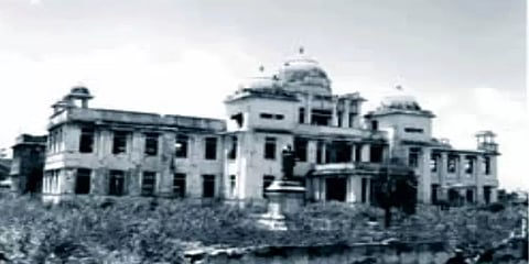 யாழ்ப்பாணப் பொது நூலகம்: 40 ஆண்டுகளுக்கு முன்னர் தீக்கிரையான அறிவுப் பொக்கிஷம்!