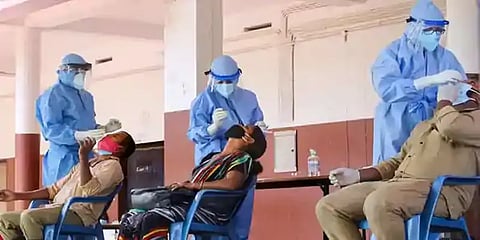 இந்தியா: கடந்த 24 மணிநேரத்தில் 1.32 லட்சம் பேருக்கு கொரோனா பாதிப்பு