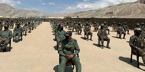 'கடும் குளிர், உடல்நல பாதிப்பு' - எல்லையில் உள்ள வீரர்களில் 90% பேரை மாற்றிய சீனா