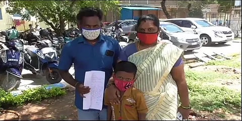 இடப்பக்கம் இருக்கவேண்டிய இதயம் வலப்பக்கம் இருக்கு! - மகனுக்கு உதவி கேட்கும் பெற்றோர்