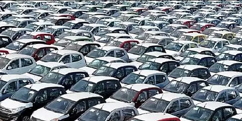 கொரோனா பேரிடரிலும் அல்ட்ரா சொகுசு கார்களுக்கான குறையாத மவுசு!