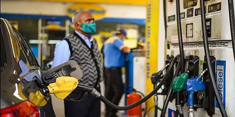 சென்னை: 97 ரூபாயை தாண்டியது பெட்ரோல் விலை