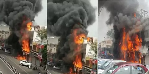 டெல்லியில் ஜவுளிக்கடையில் பயங்கர தீ விபத்து: தீயை அணைக்கும் பணியில் 30 தீயணைப்பு வாகனங்கள்