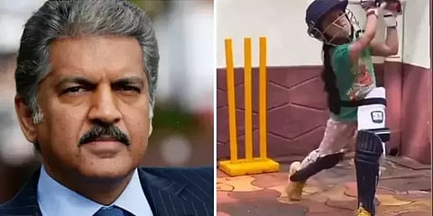 கிரிக்கெட் மட்டையை சுழற்றும் 6 வயது சிறுமி; ட்விட்டரில் வீடியோ வெளியிட்ட ஆனந்த் மகிந்திரா