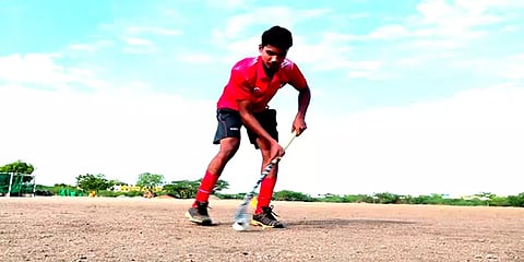 ஜூனியர் உலகக் கோப்பை: இந்திய அணி பயிற்சி முகாமிற்கு தேர்வாகியுள்ள கோவில்பட்டி ஹாக்கி வீரர்