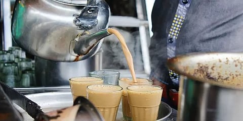 தமிழகத்தில் தேநீர் கடைகளை திறக்க அனுமதி - தமிழக அரசு