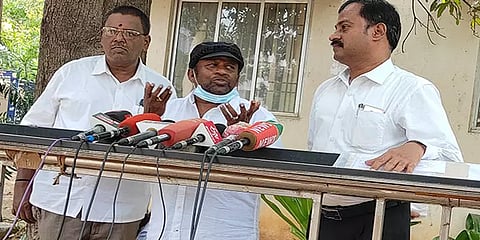 'சாதாரண கணக்கே தெரியாத என் பெயரில் ட்விட்டர் கணக்கா?' - நடிகர் செந்தில் புகார்