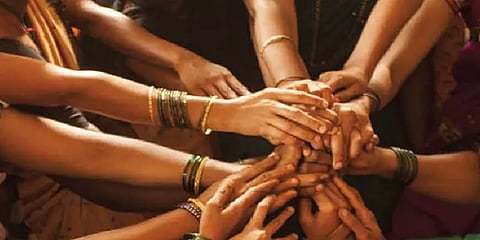 "கடன் தவணையை கட்டாவிட்டால்..." - மிரட்டும் சுய உதவிக்குழு தலைவியின் ஆடியோவால் பரபரப்பு