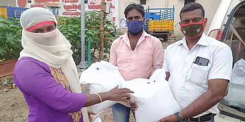 துளிர்க்கும் நம்பிக்கை: '350 தெருக்கூத்து கலைஞர்களுக்கு அத்தியாவசிய பொருட்கள் தேவை'