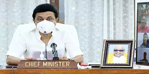 கொரோனாவால் பெற்றோரை இழந்த குழந்தைகளுக்கு நிதியுதவி: திட்டம் இன்று தொடக்கம்