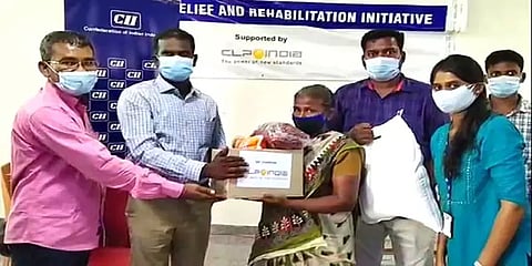 கொரோனா கால மகத்துவர்: 1400 பேருக்கு நிவாரணப் பொருட்களை வழங்கிய சிஐஐ அறக்கட்டளை