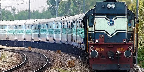 ஜூன் 20 முதல் தமிழகத்தில் சிறப்பு ரயில் சேவைகள் தொடக்கம்