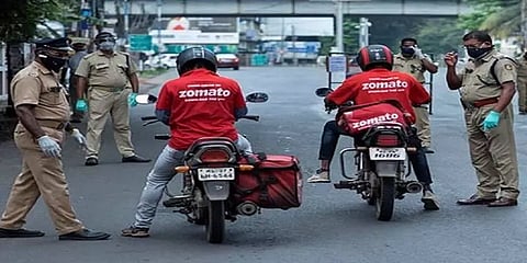 கேரளாவில் ஞாயிறு முழு முடக்கம் அமல்