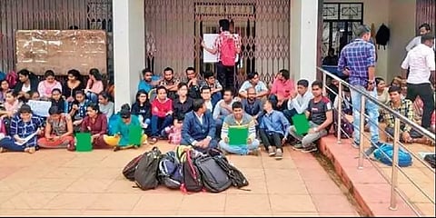 'பணம் படைத்தோருக்கே சாதகம்!' - CUCET: மத்தியப் பல்கலை. நுழைவுத் தேர்வால் அலறும் மாணவர்கள்