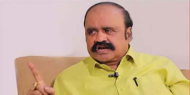 பாலியல் புகாரில் கைதான மணிகண்டனை அதிமுகவில் இருந்து நீக்காதது ஏன்?: புகழேந்தி கேள்வி