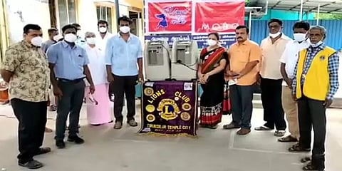 கொரோனா கால மகத்துவர்: ஆக்சிஜன் செறிவூட்டிகளை வழங்கிய இங்கிலாந்து வாழ் இந்தியர்கள்