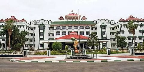 'நாகரிகமான சமூகத்தில் தூத்துகுடி துப்பாக்கிச்சூடு ஏற்புடையதா?' - உயர்நீதிமன்ற கிளை கேள்வி