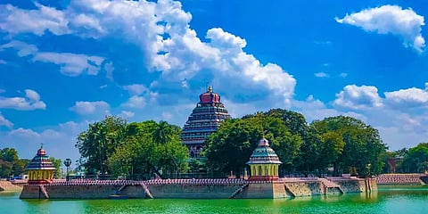 மதுரைக்கு அழகு சேர்க்கும் வண்டியூர் தெப்பக்குளம் - வியத்தகு சிறப்புகள்!