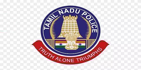 மிரட்டி சொத்தை எழுதிவாங்கியதாக புகார்: போலீஸ் அதிகாரிகள் உட்பட 10 பேர் மீது வழக்குப்பதிவு