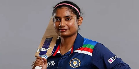 சர்வதேச ஒருநாள் கிரிக்கெட் களத்தில் 22 ஆண்டுகள் விளையாடிய முதல் வீராங்கனை - மித்தாலி