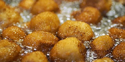 பல முறை பயன்படுத்தப்படும் சமையல் எண்ணெய்யால் புற்று நோய், இதய பாதிப்பு? - ஒரு பார்வை