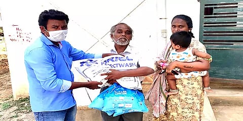 துளிர்க்கும் நம்பிக்கை: உதவிகோரிய மாற்றுத்திறனாளி குடும்பங்களுக்கு நிவாரணம்