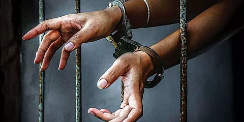 சென்னை: கடைகளில் போலி நகைகளை கொடுத்து ஏமாற்றிய வடமாநில கும்பல் கைது