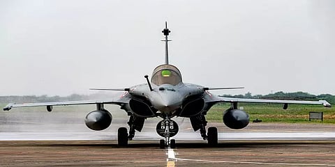 "ரஃபேல் தொடர்பாக இந்தியாவிலும் விசாரிக்கும் நேரம் வந்துவிட்டது" - எதிர்க்கட்சிகள்