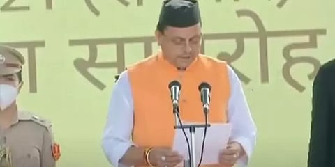 உத்தராகண்ட் மாநில முதலமைச்சராக பதவியேற்றார் புஷ்கர் சிங் தாமி