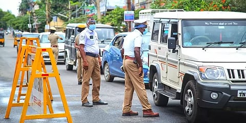 வெளி மாநிலங்களிலிருந்து நீலகிரி வர இ-பாஸ் கட்டாயம்: ஆட்சியர் இன்னசென்ட் திவ்யா