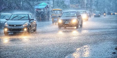 பெரும்பாலான மாவட்டங்களில் இன்று கனமழைக்கு வாய்ப்பு - வானிலை ஆய்வு மையம்